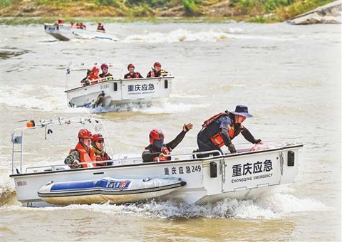 超大城市现代化治理，沉庆更佑装数”
